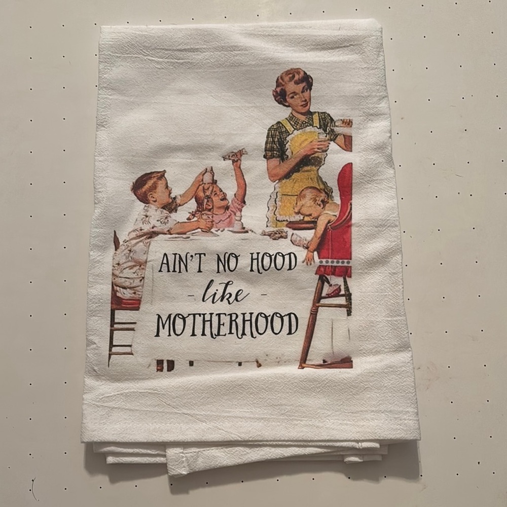 Vintage Style Kitchen Towel - White NWOT